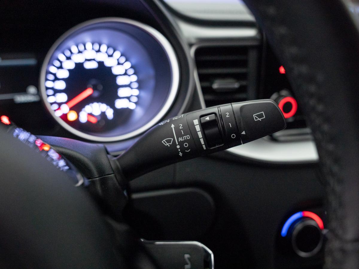 kia-xceed-2023-gasolina-998cc