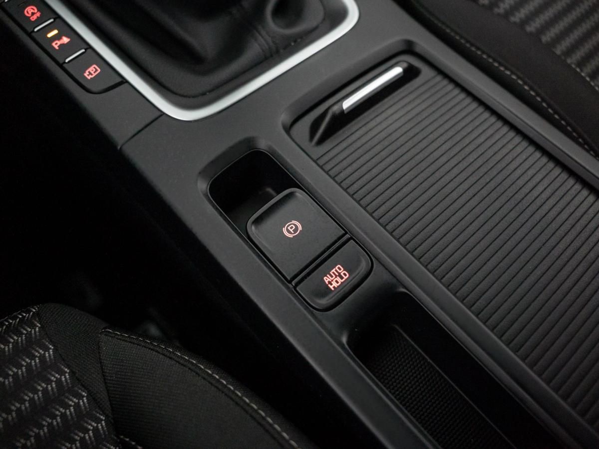 kia-xceed-2023-gasolina-998cc