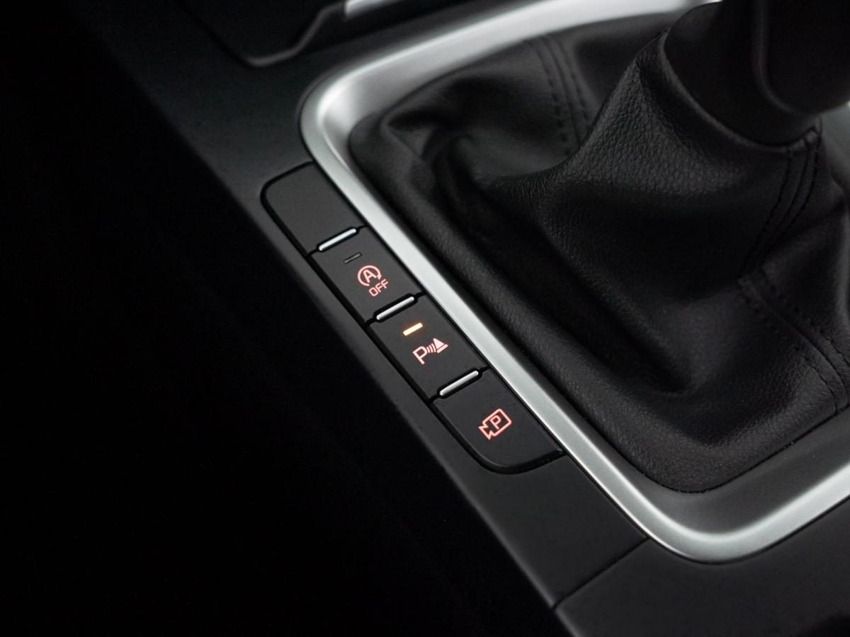 kia-xceed-2023-gasolina-998cc