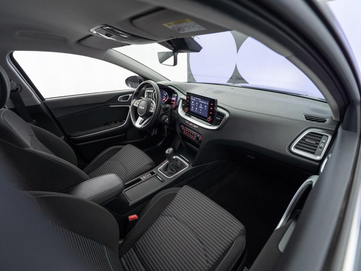 kia-xceed-2023-gasolina-998cc
