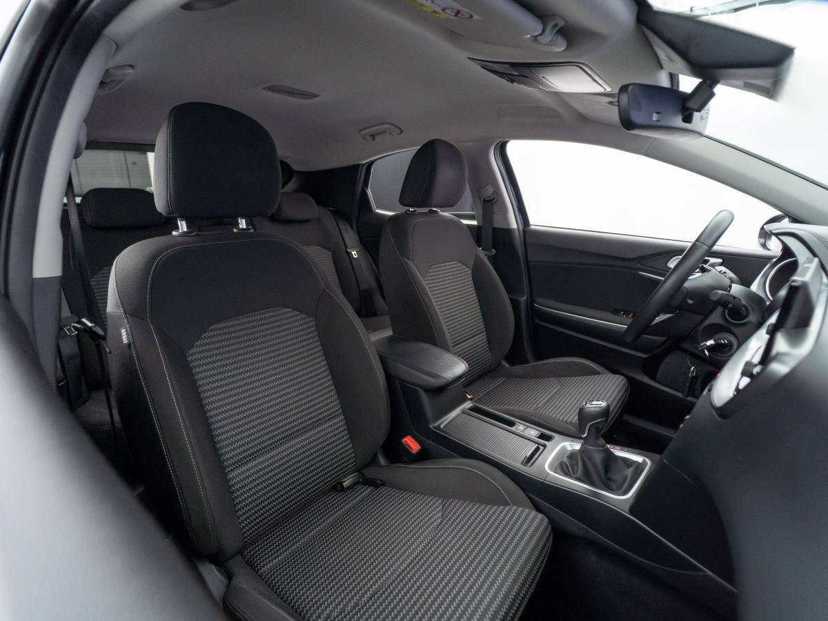 kia-xceed-2023-gasolina-998cc