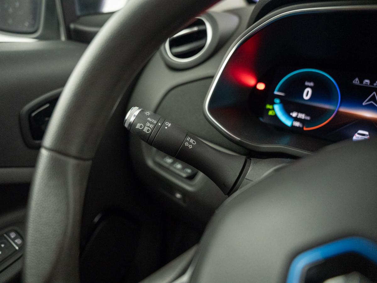 renault-zoe-2021-eletrico-500cc