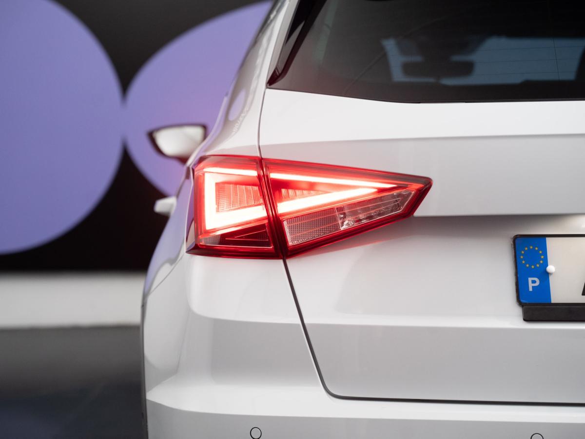 seat-arona-2023-gasolina-999cc