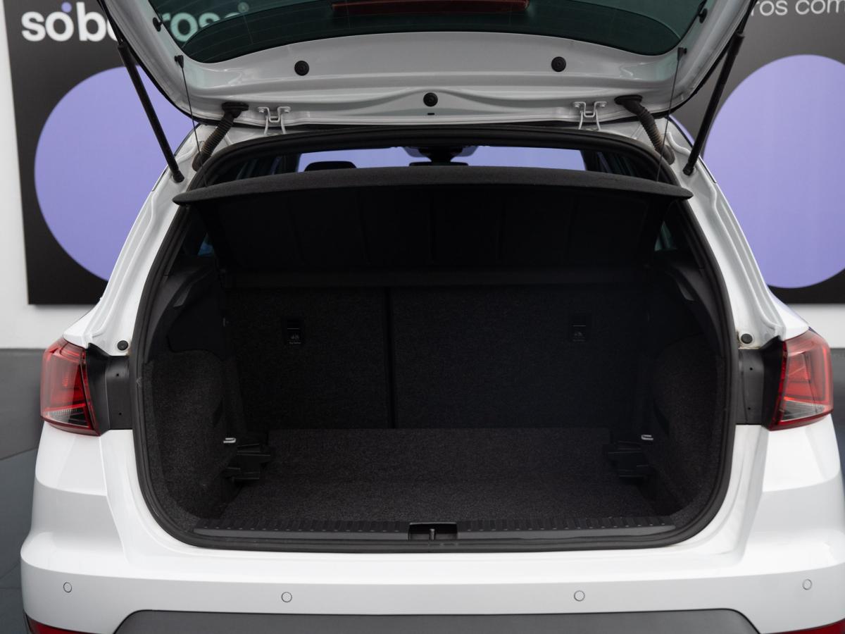 seat-arona-2023-gasolina-999cc
