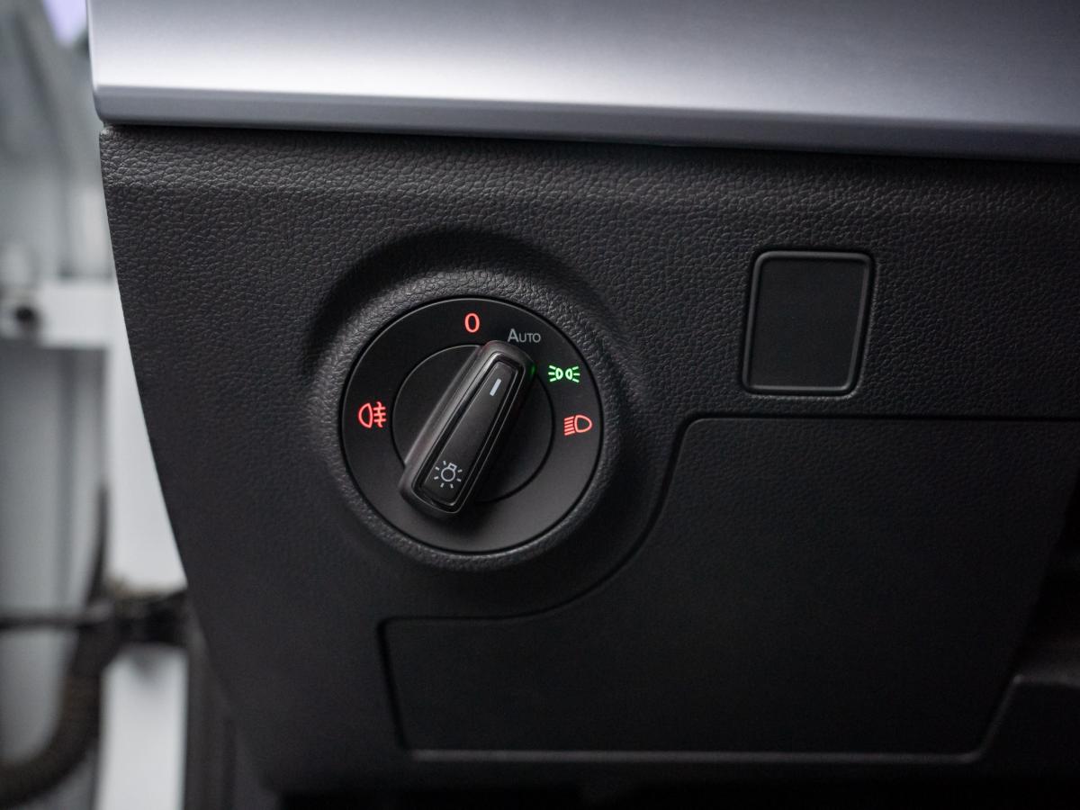 seat-arona-2023-gasolina-999cc