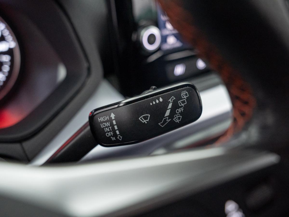 seat-arona-2023-gasolina-999cc