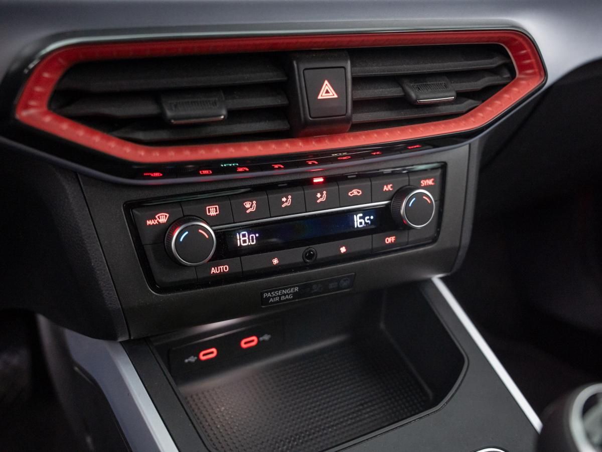 seat-arona-2023-gasolina-999cc