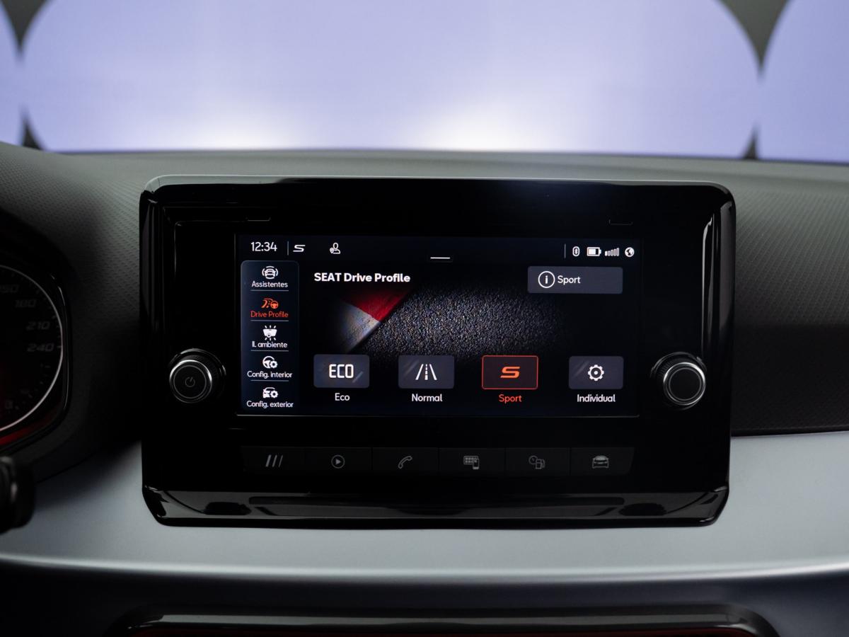 seat-arona-2023-gasolina-999cc