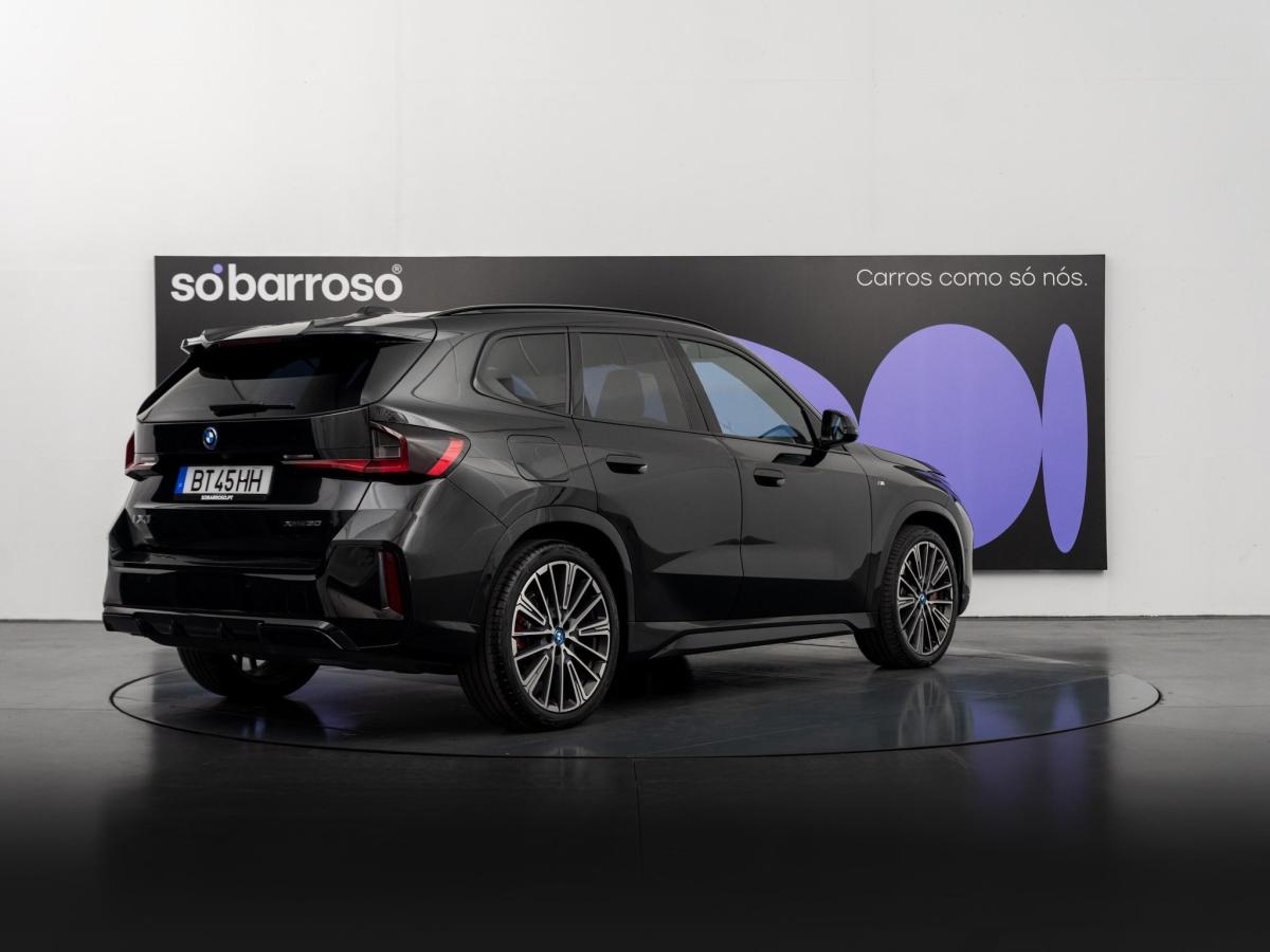 bmw-ix-2025-eletrico-500cc