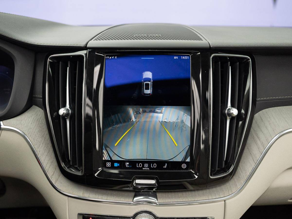 volvo-xc60-2022-hibrido-a-gasolina-1969cc