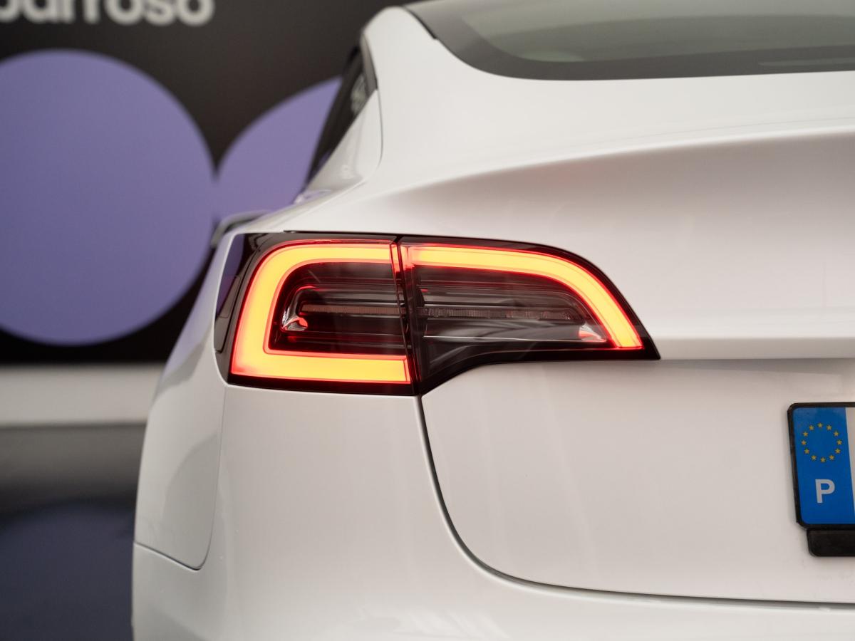 tesla-model-3-2021-eletrico-0cc