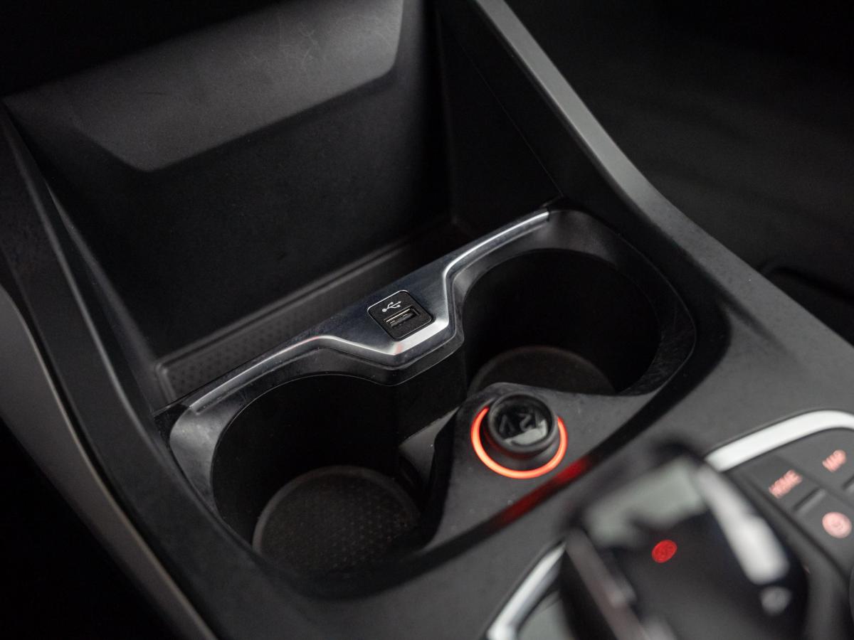 bmw-serie-1-2021-gasolina-1499cc
