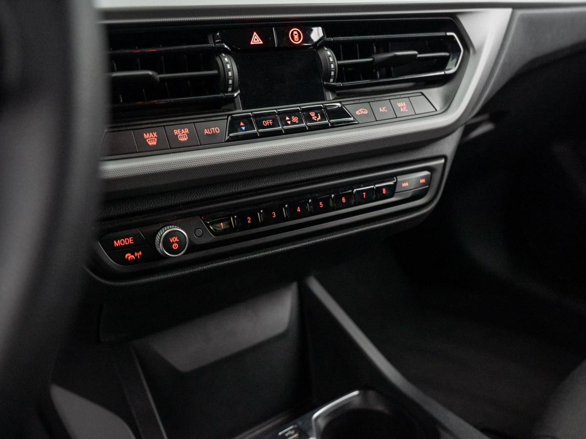 bmw-serie-1-2021-gasolina-1499cc