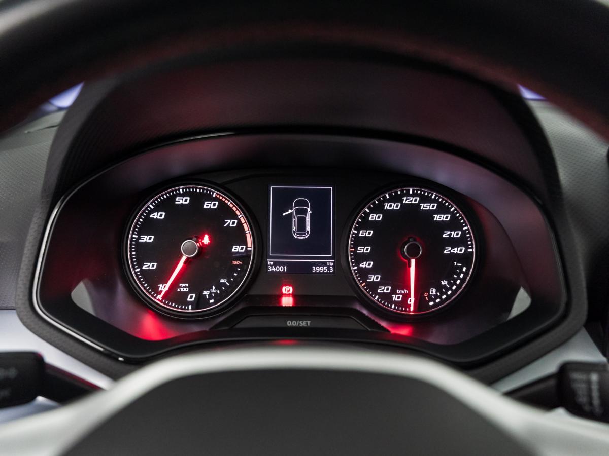 seat-arona-2022-gasolina-999cc