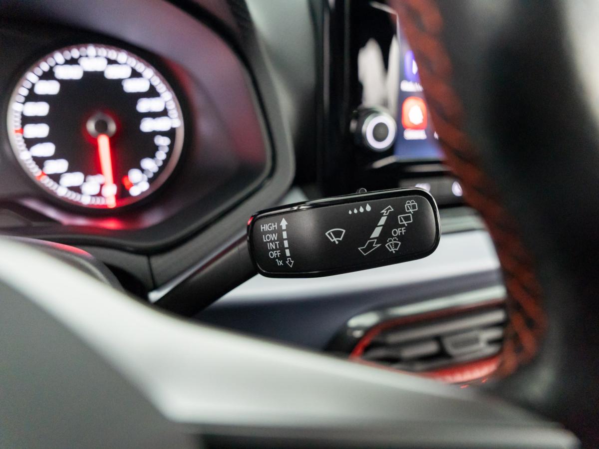 seat-arona-2022-gasolina-999cc