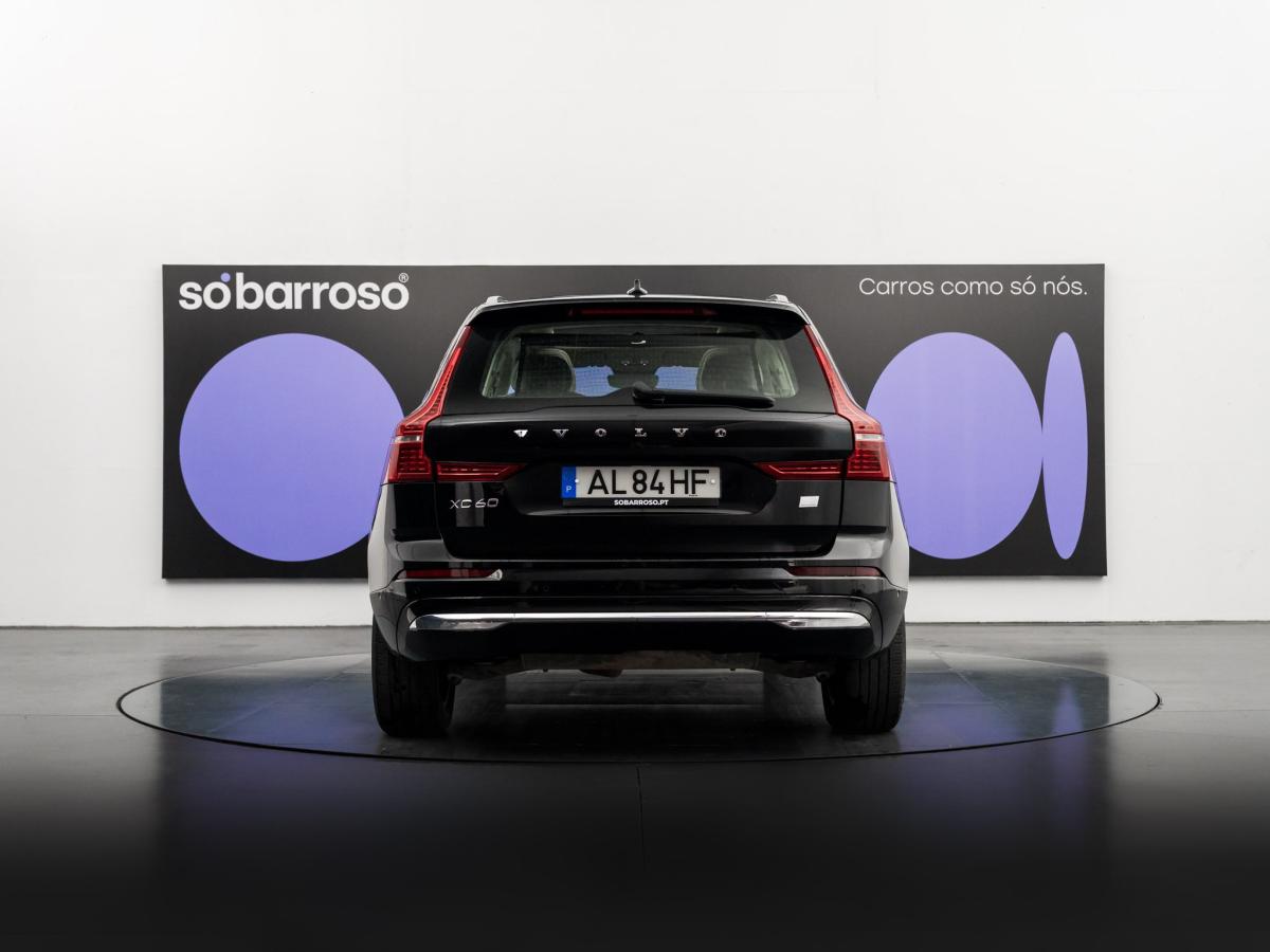 volvo-xc60-2021-hibrido-a-gasolina-1969cc