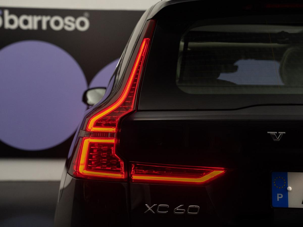 volvo-xc60-2021-hibrido-a-gasolina-1969cc