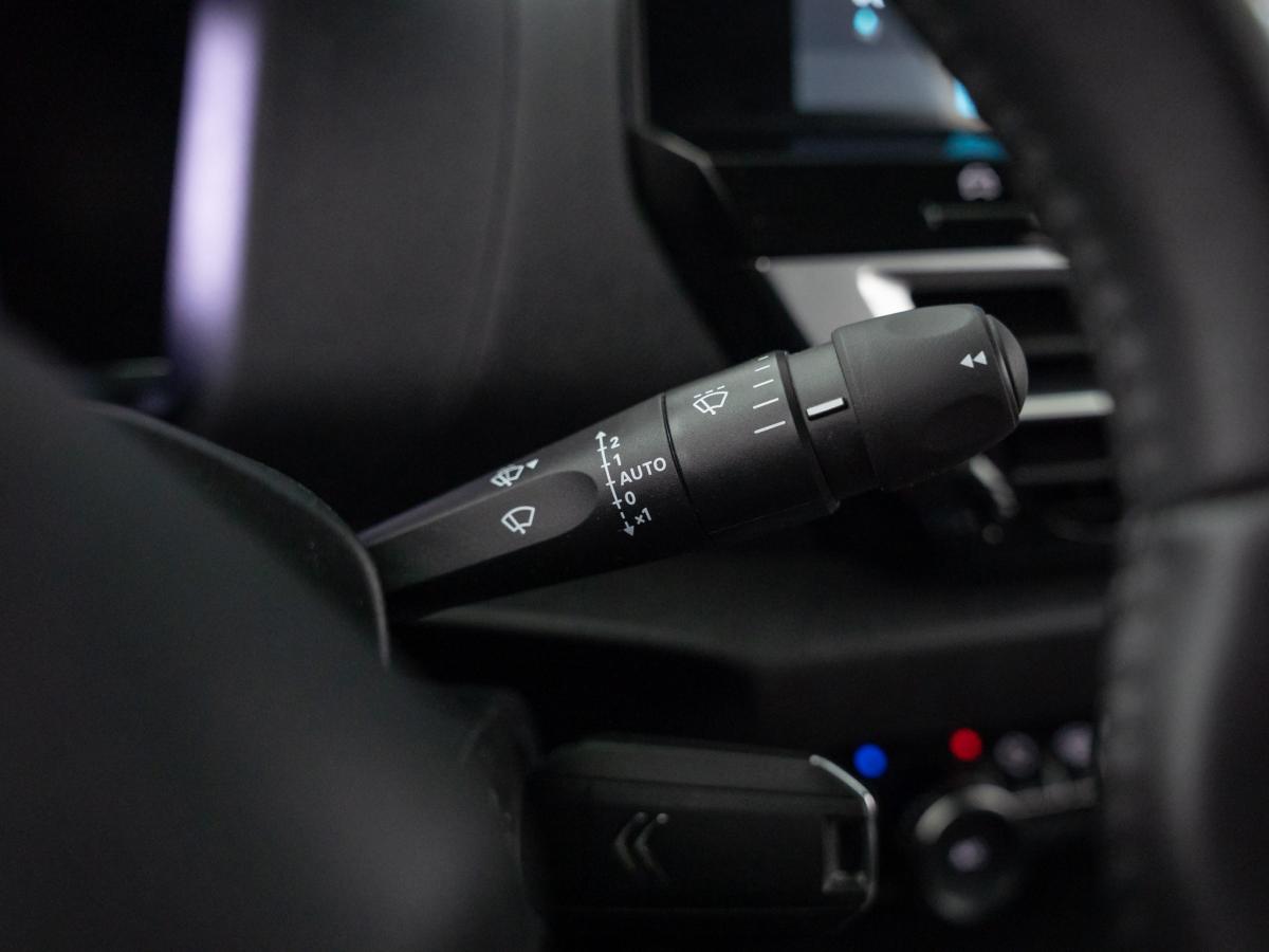 citroen-c4-2023-gasolina-1199cc