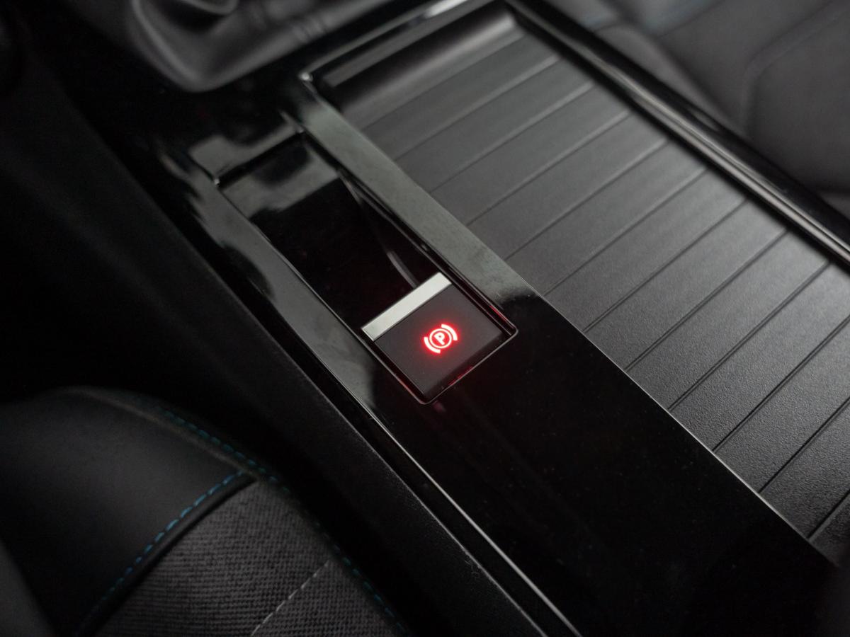 citroen-c4-2023-gasolina-1199cc