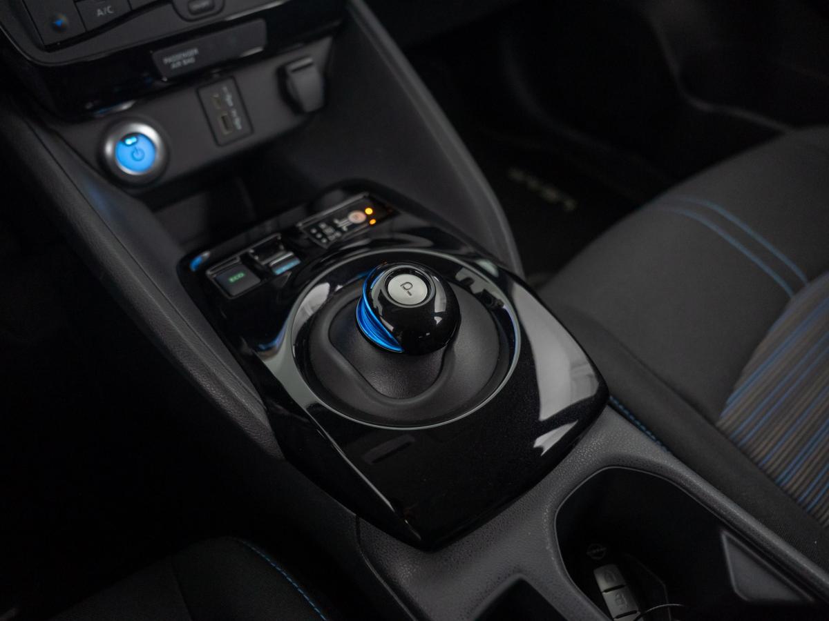 nissan-leaf-2024-eletrico-500cc