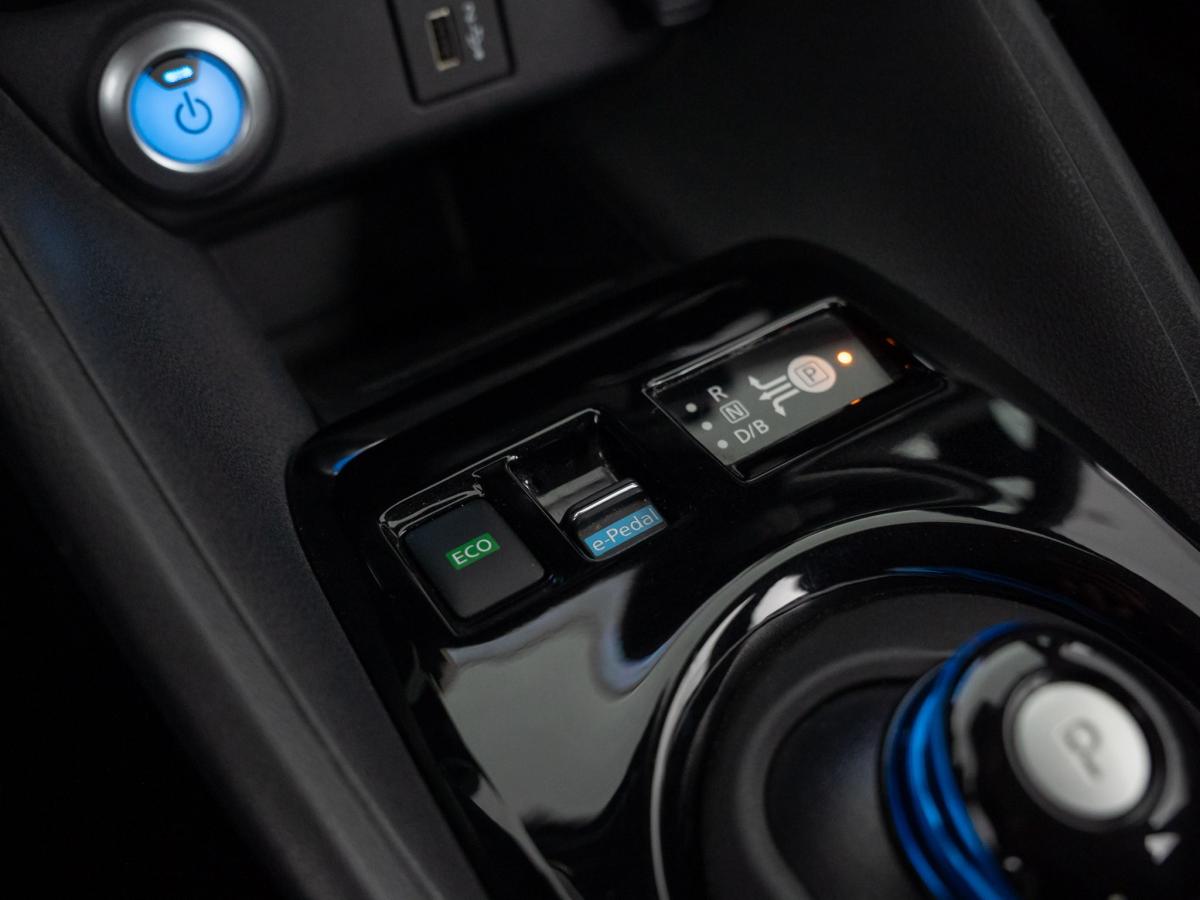 nissan-leaf-2024-eletrico-500cc