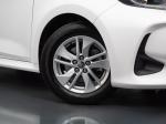 toyota-yaris-2023-hibrido-a-gasolina-1490cc