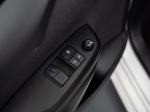 toyota-yaris-2023-hibrido-a-gasolina-1490cc