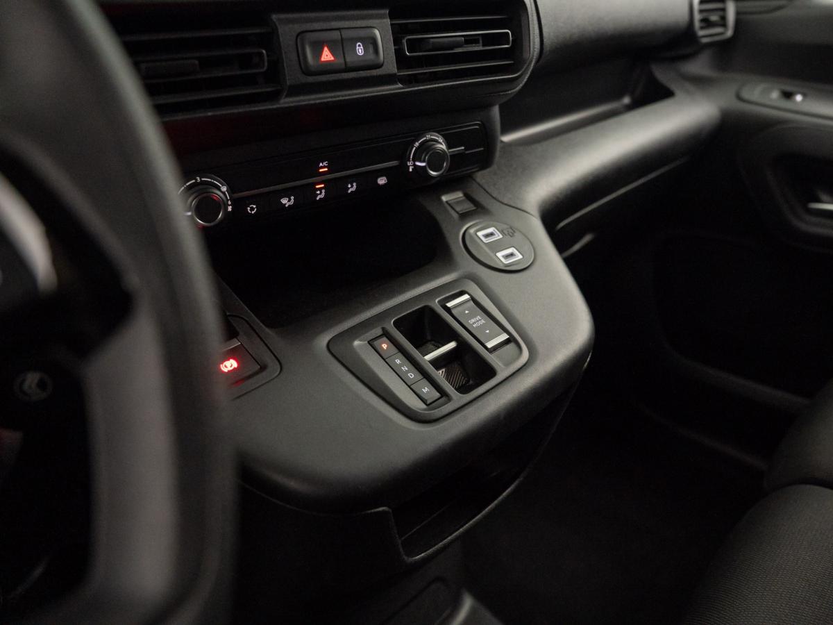 citroen-berlingo-2025-diesel-1499cc