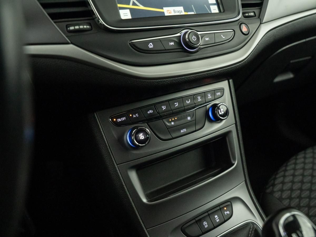 opel-astra-sport-tourer-2021-diesel-1496cc
