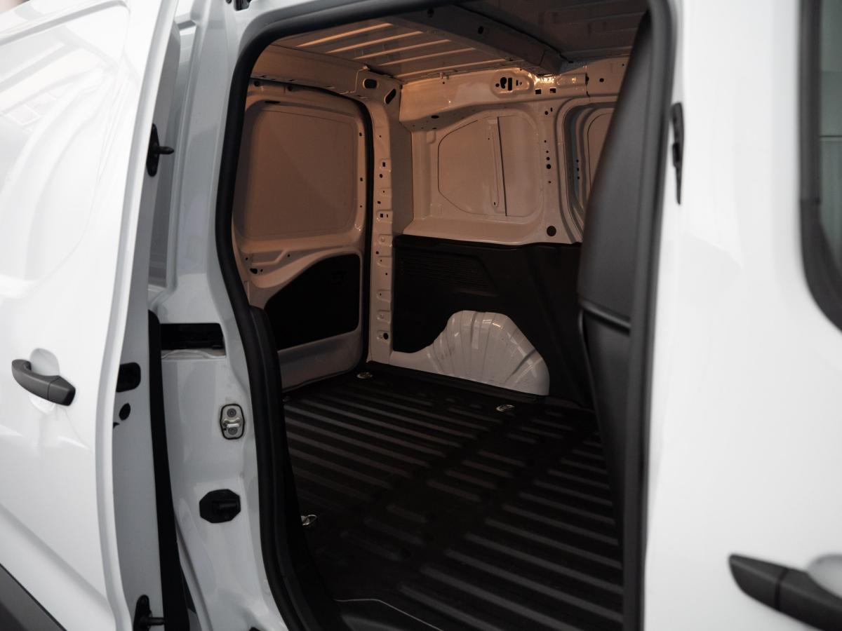 citroen-berlingo-2023-diesel-1499cc