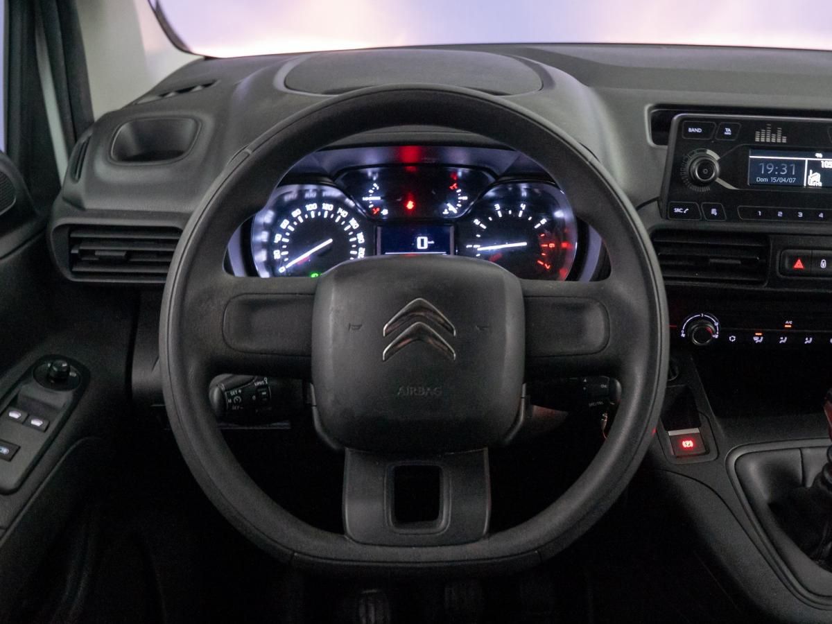 citroen-berlingo-2023-diesel-1499cc