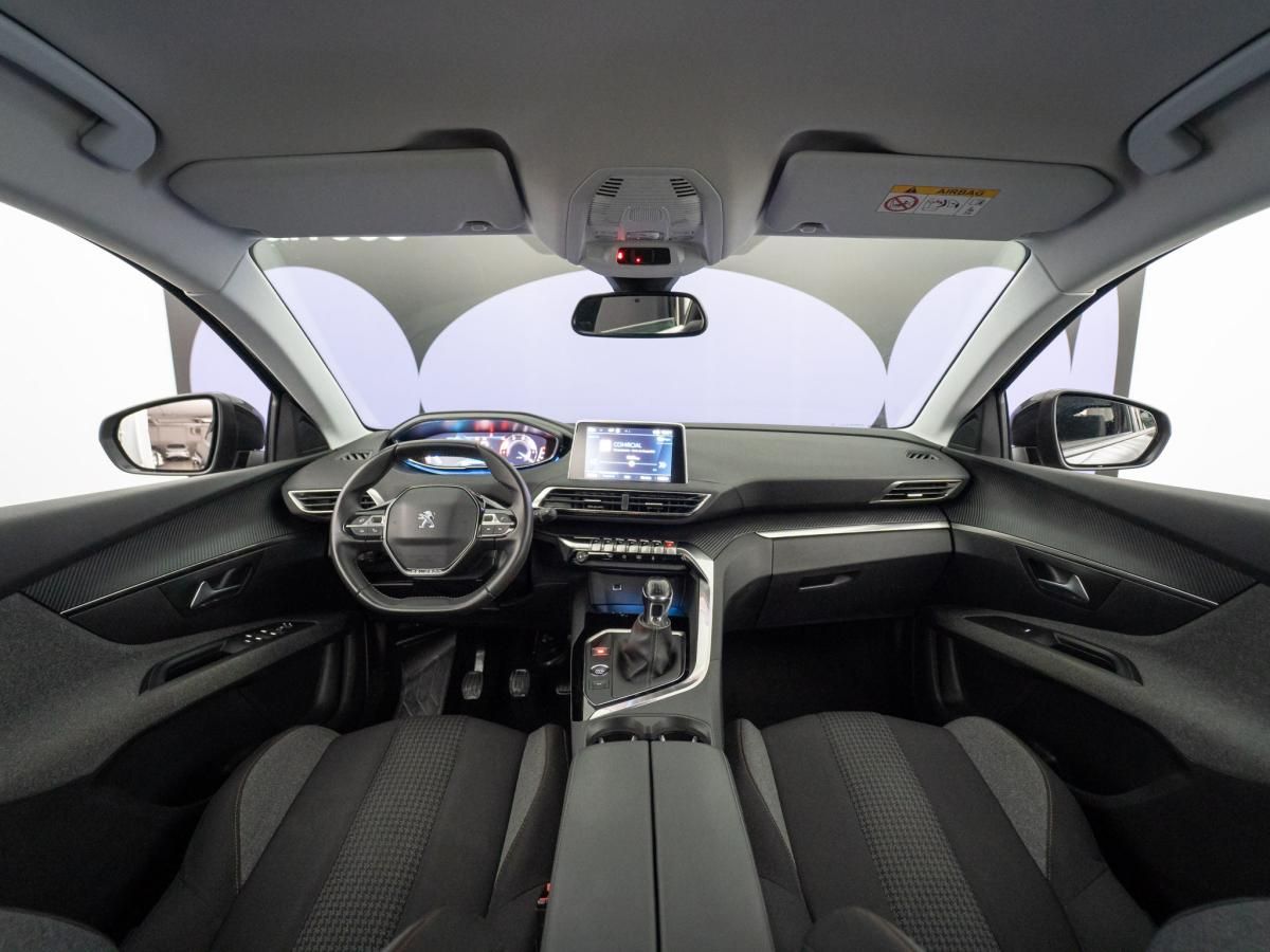 peugeot-5008-2022-diesel-1499cc