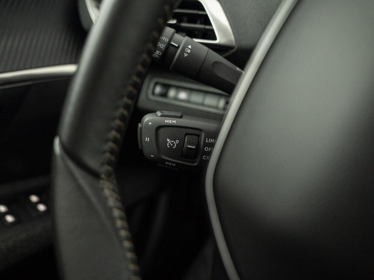peugeot-5008-2022-diesel-1499cc