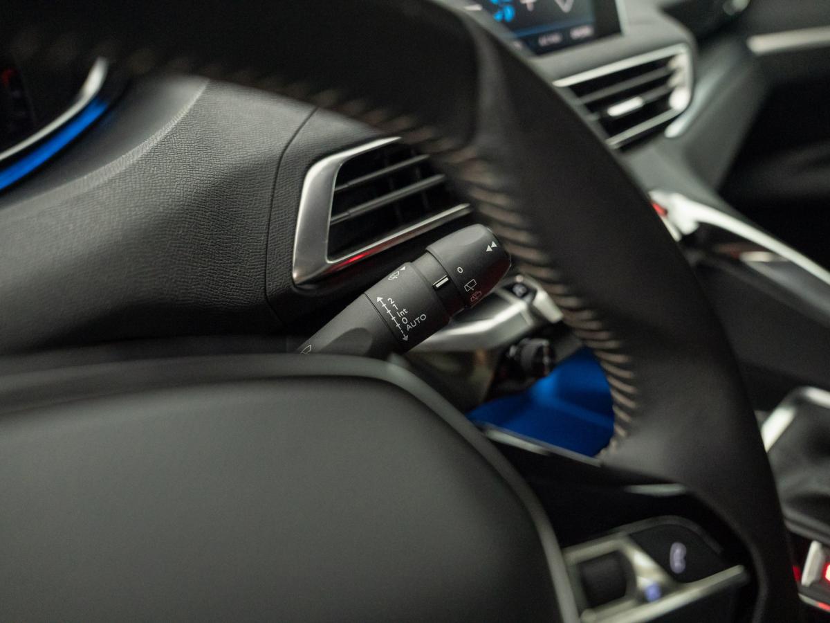 peugeot-5008-2022-diesel-1499cc