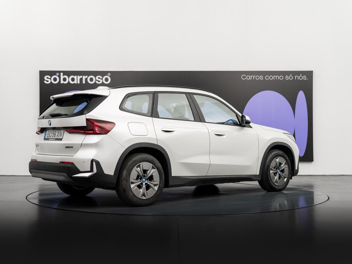 bmw-ix-2023-eletrico-500cc