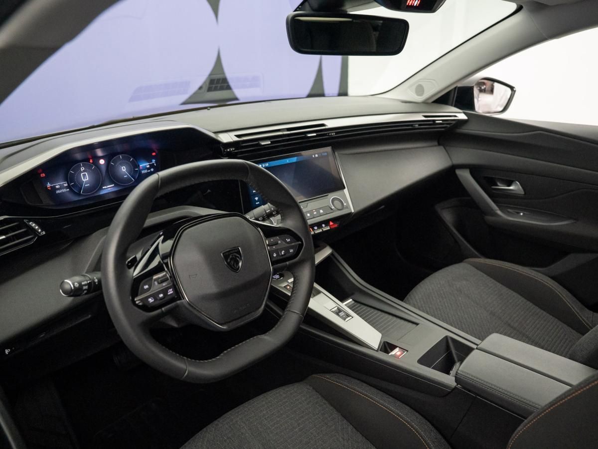 peugeot-308-sw-2025-diesel-1499cc