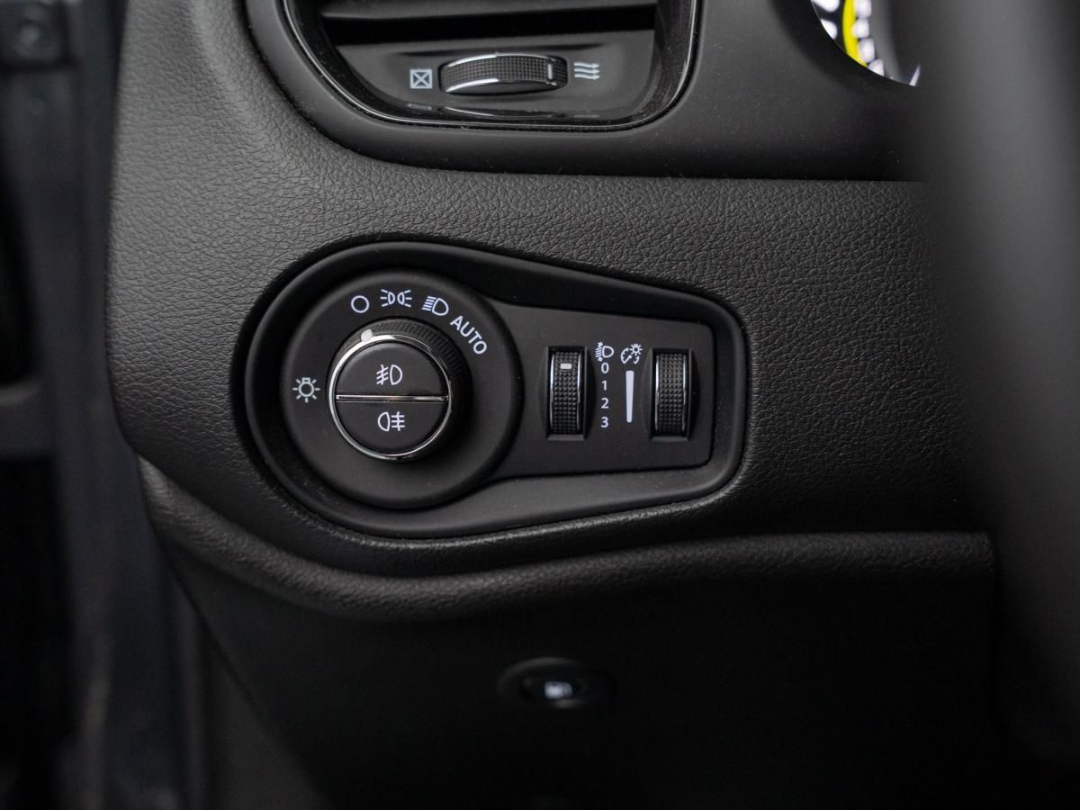 jeep-renegade-2022-hibrido-a-gasolina-1332cc