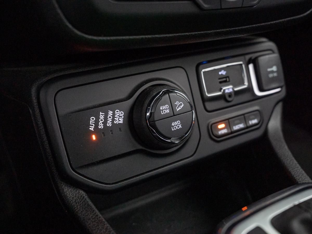 jeep-renegade-2022-hibrido-a-gasolina-1332cc
