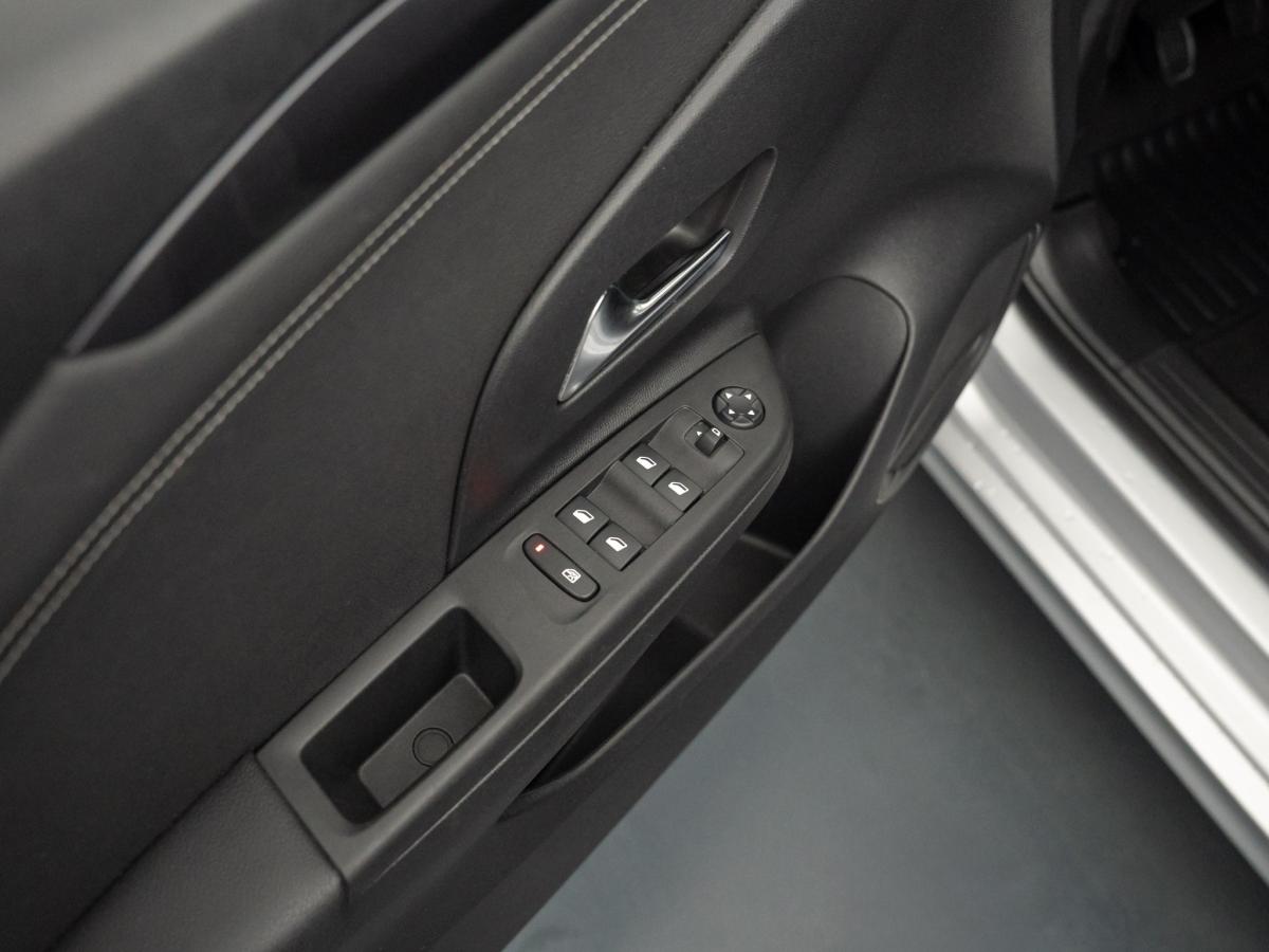 opel-corsa-2023-gasolina-1199cc