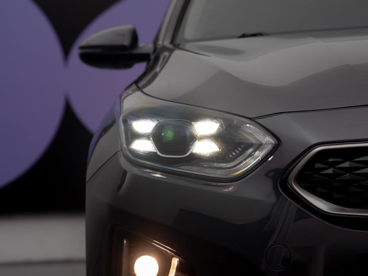 kia-ceed-sw-2022-hibrido-a-gasolina-1580cc