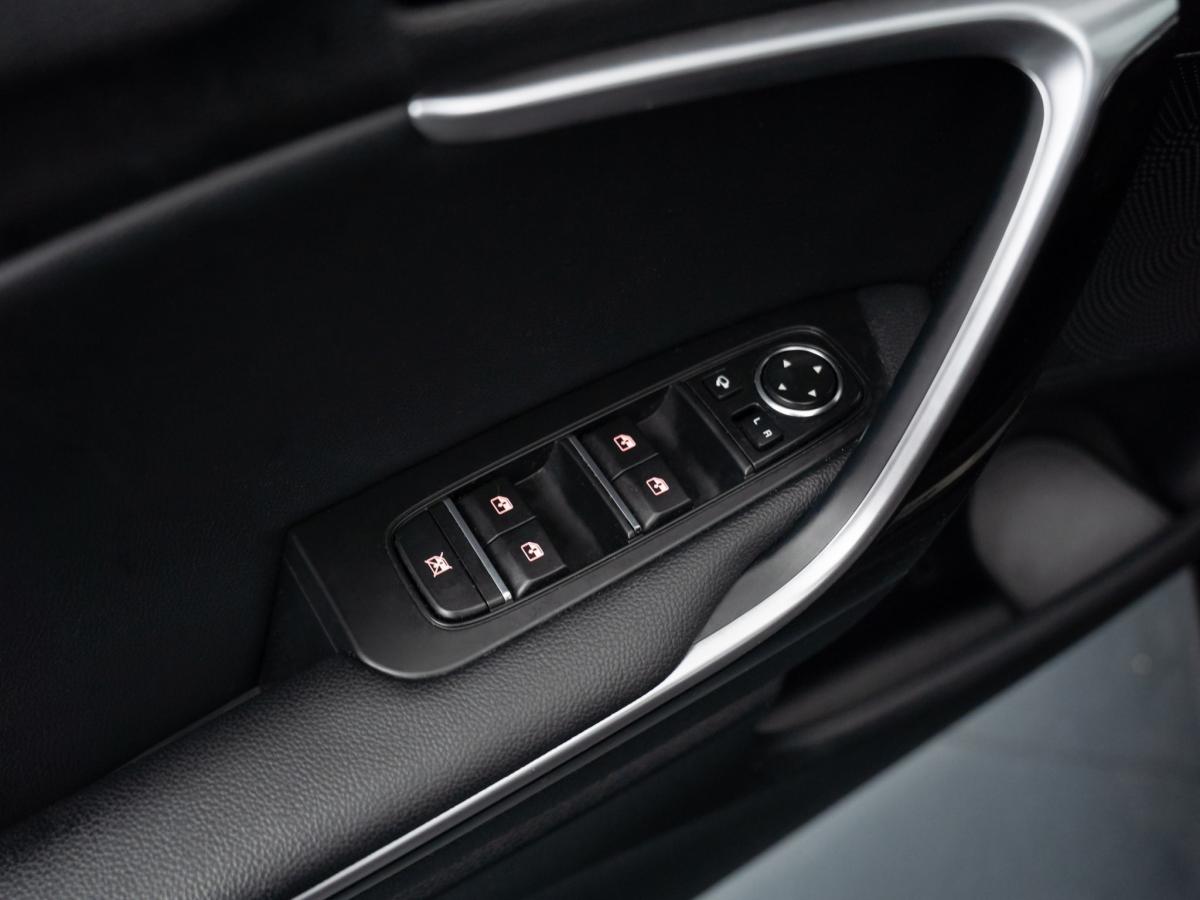 kia-ceed-sw-2022-hibrido-a-gasolina-1580cc