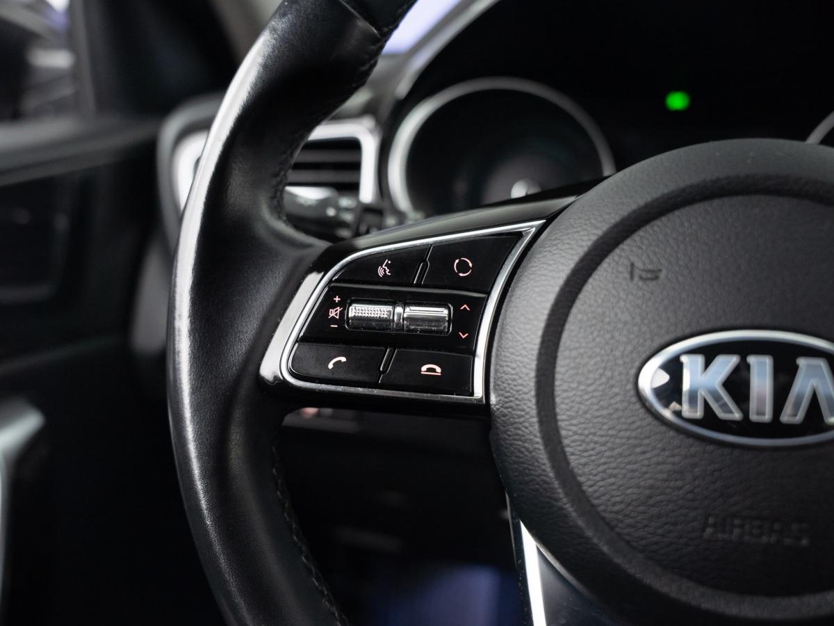 kia-ceed-sw-2022-hibrido-a-gasolina-1580cc