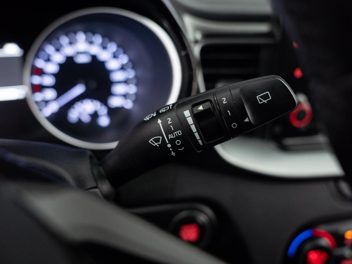 kia-ceed-sw-2022-hibrido-a-gasolina-1580cc