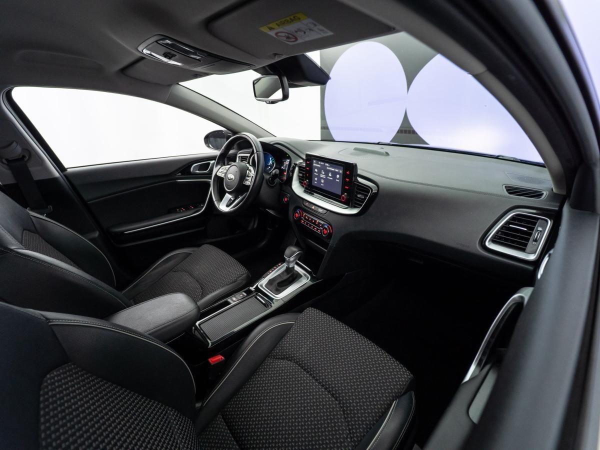 kia-ceed-sw-2022-hibrido-a-gasolina-1580cc