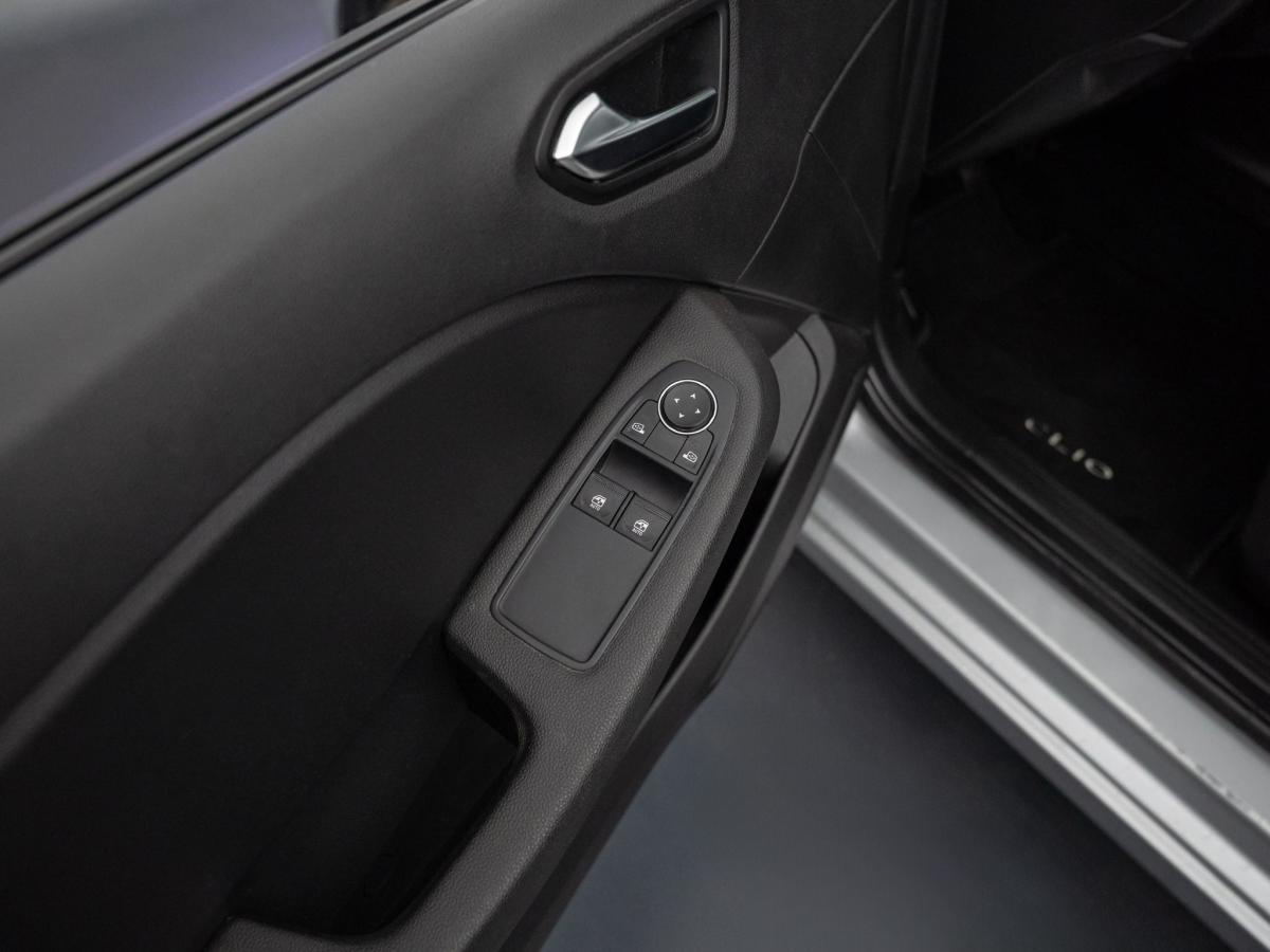 renault-clio-2023-gasolina-999cc