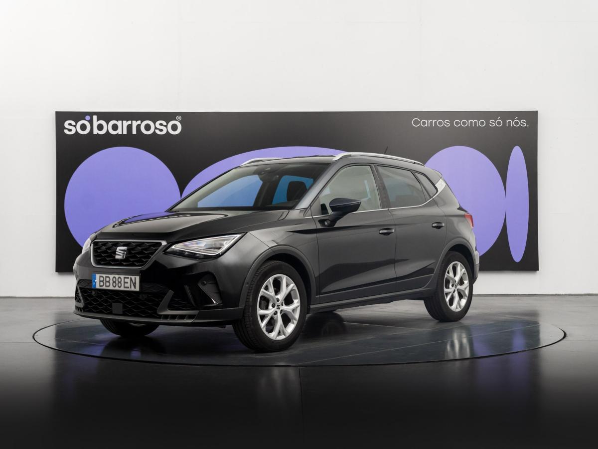 seat-arona-2023-gasolina-999cc