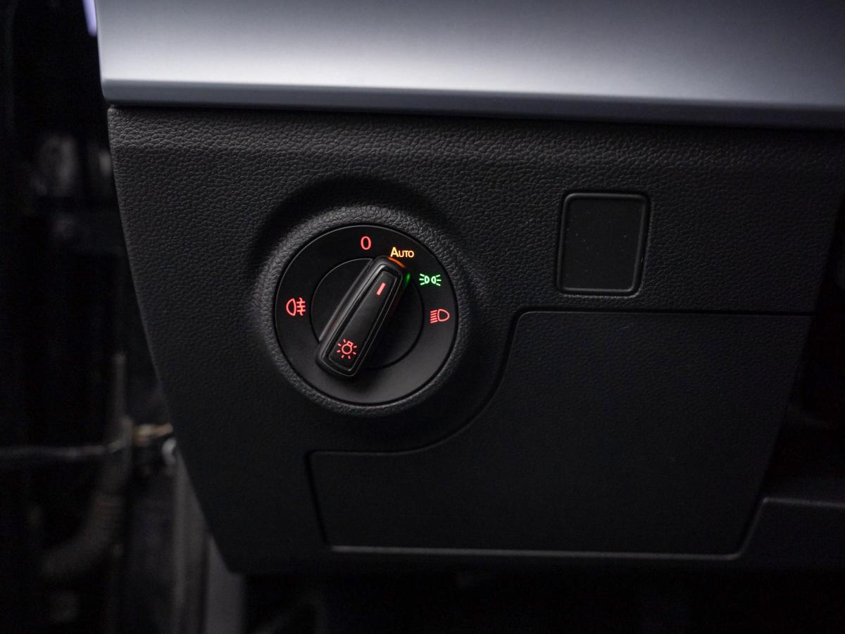 seat-arona-2023-gasolina-999cc