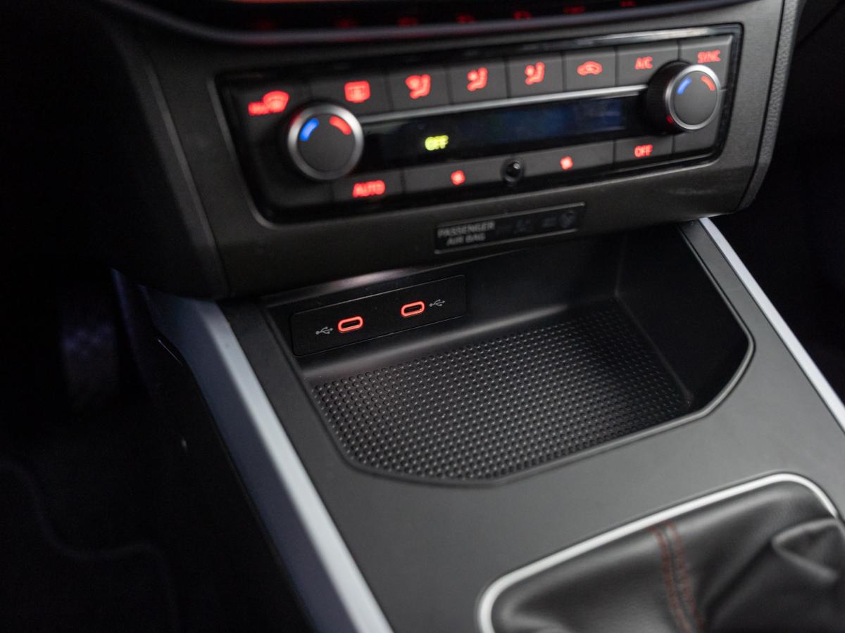 seat-arona-2023-gasolina-999cc