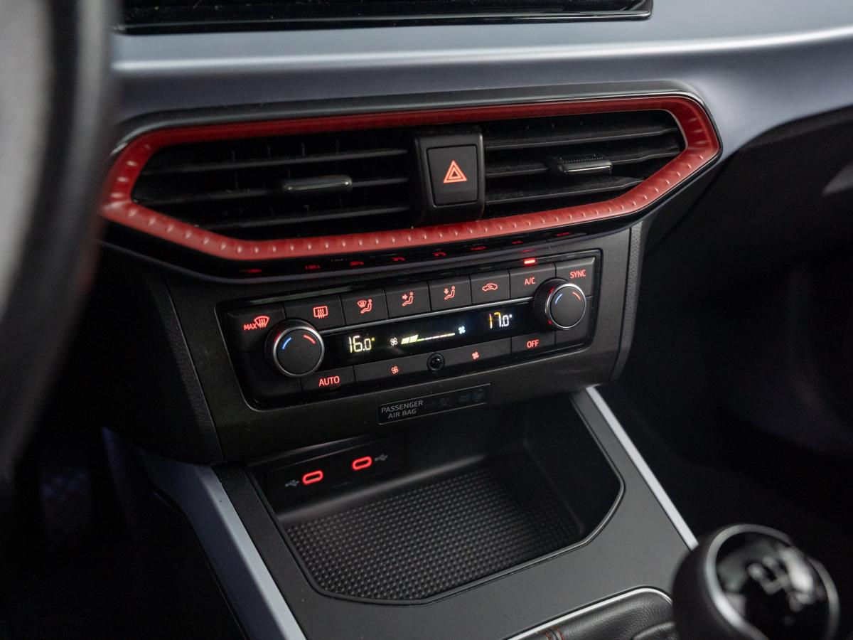 seat-arona-2023-gasolina-999cc