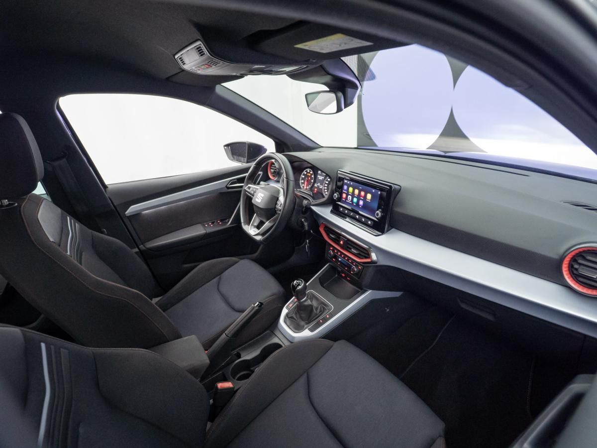 seat-arona-2023-gasolina-999cc